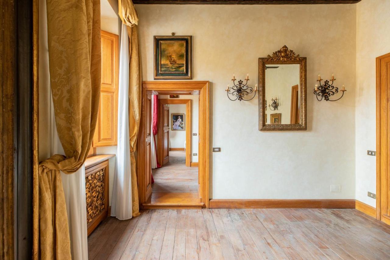 Iflat Golden Gem In Trevi Apartment Roma Ngoại thất bức ảnh
